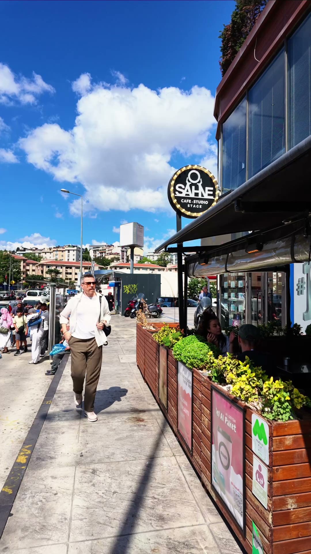 Oyuncu Kadıköy'de O Sahne'ye geliyor